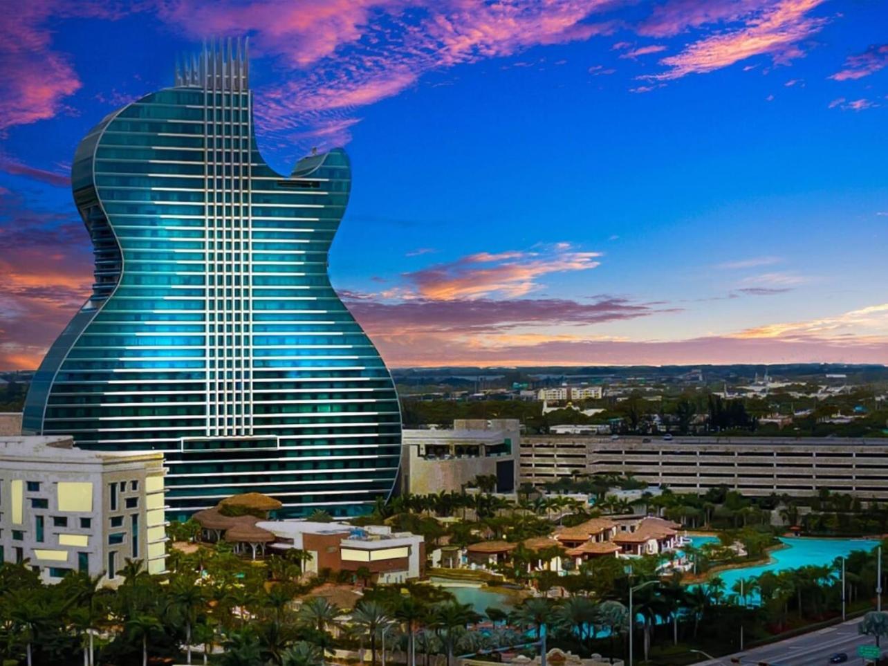 2 Bdrm Modern House Mins From Beach & Casino Hb1 Hallandale Beach Exteriör bild